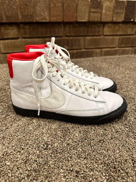 Nike Shoes - Nike Blazer Mid '77 Vintage White Red Black Sneakers CW4648-991 Sz 9 / Men's 7.5